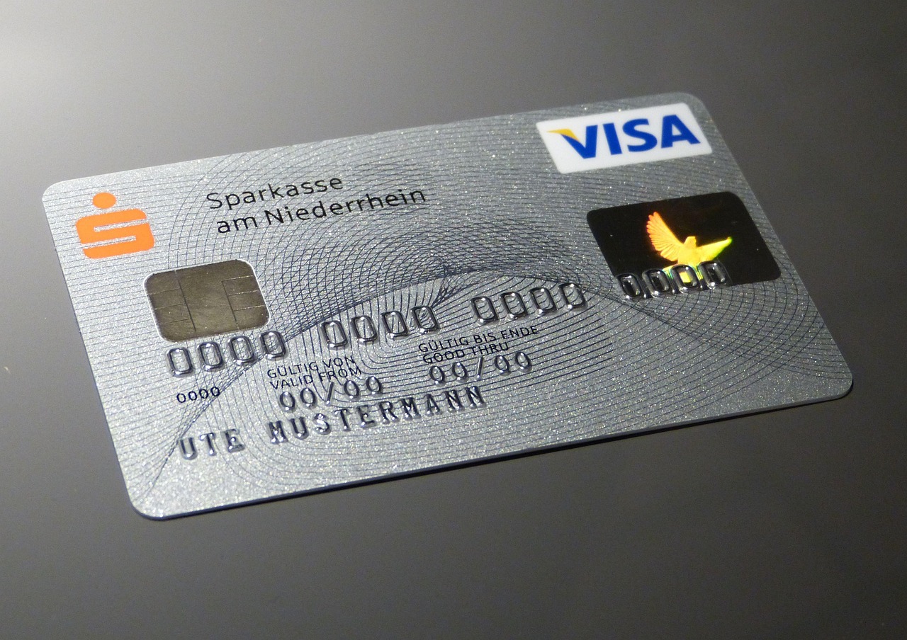 Paying Debt With Savings: A Rate & Safety Guide